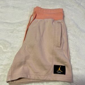 Lounge Jordan shorts